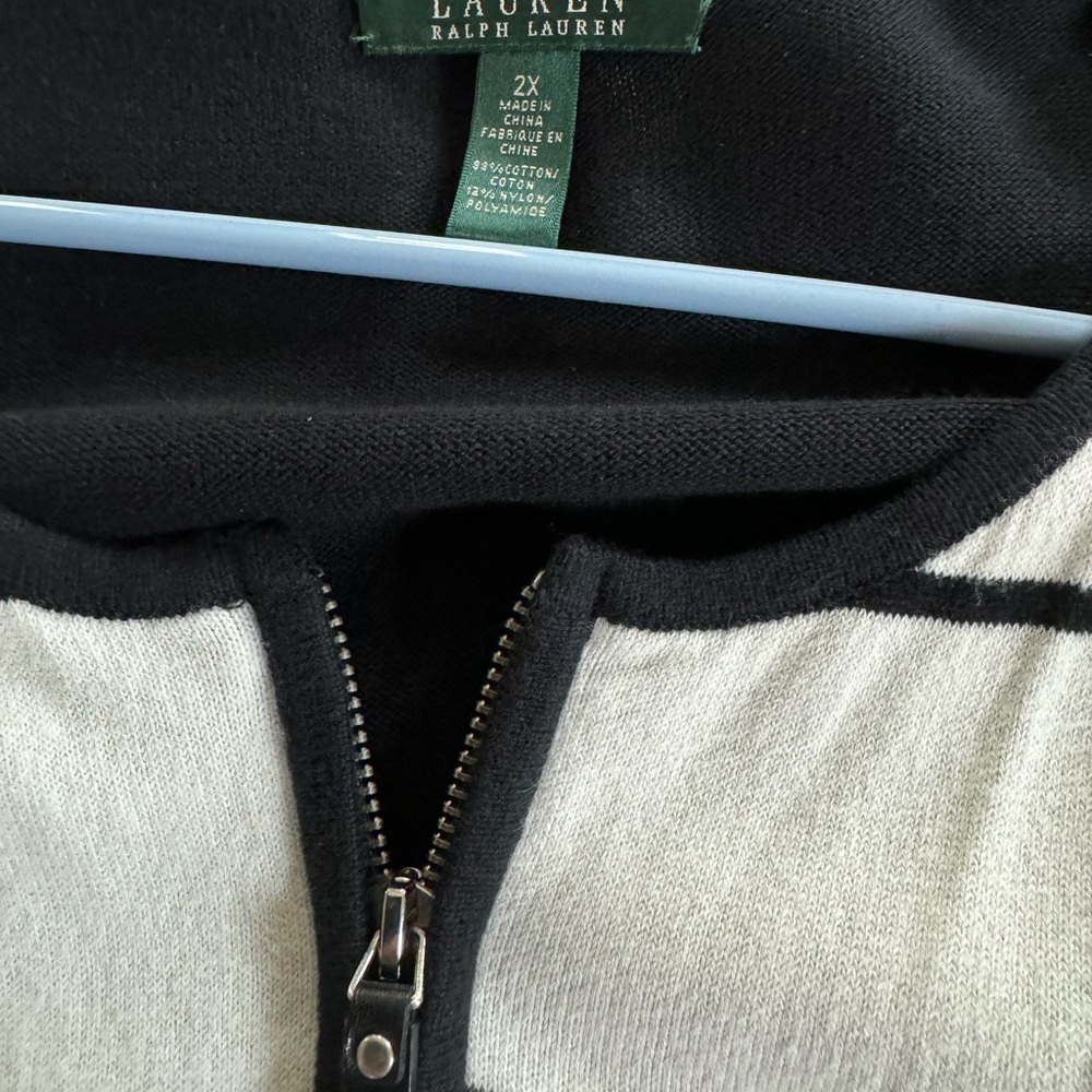 Beautiful Ralph Loren long sleeve sweater